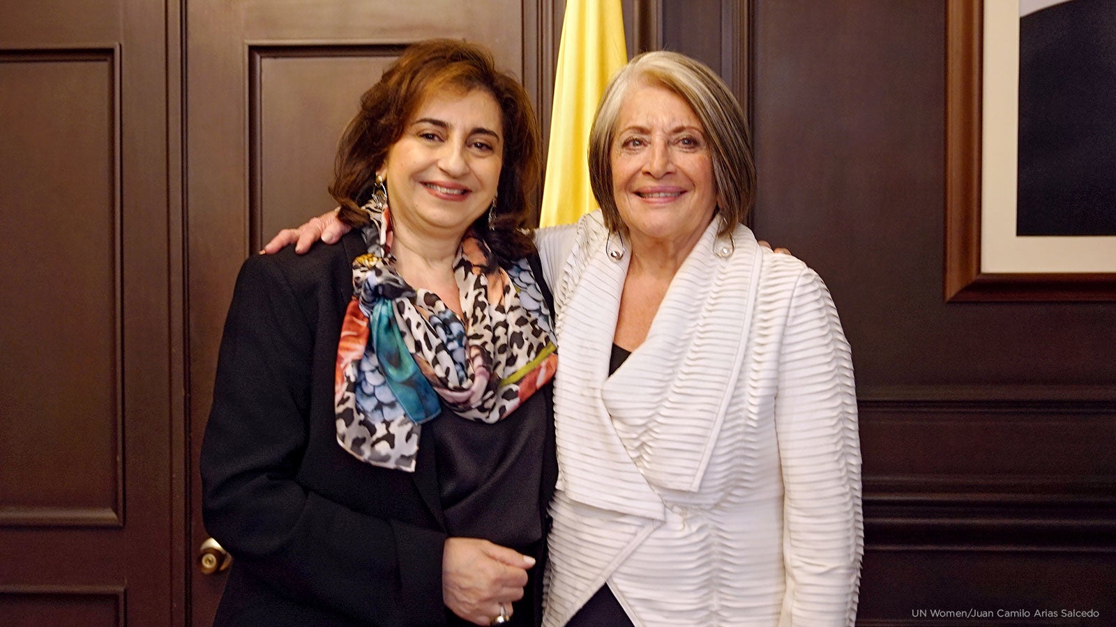 	La Directora Ejecutiva de ONU Mujeres, Sima Bahous, se reúne con la Ministra de Agricultura y Desarrollo Rural, Cecilia López, el 8 de agosto de 2022 en Bogotá. Foto: ONU Mujeres/Juan Camilo Arias Salcedo