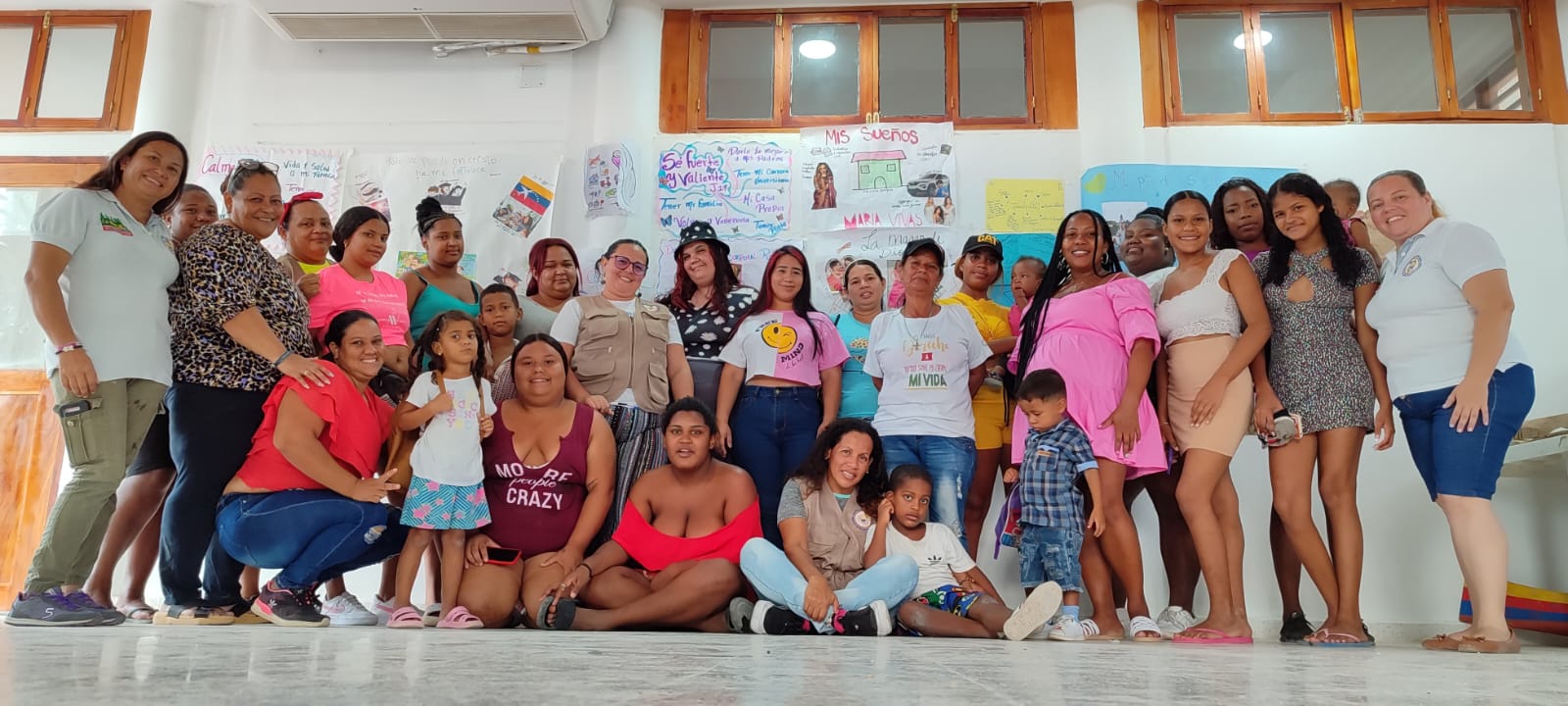 Foto de las integrantes del Movimiento de las Mujeres Lideresas Venezolanas en Cartagena, una de las organizaciones de las que habla el artículo. 